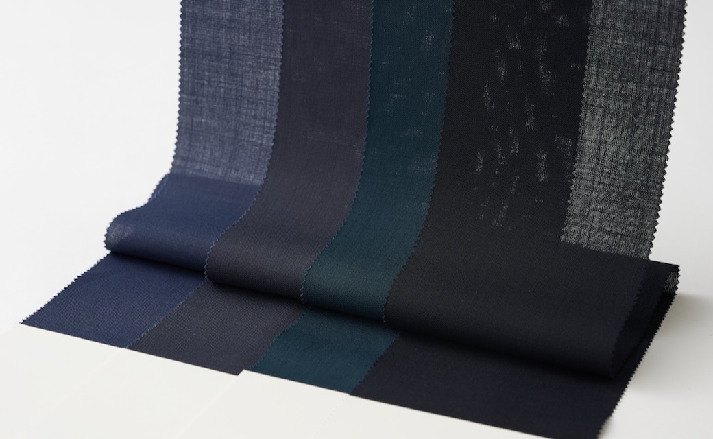 WASHABLE WOOL STRETCH AIR ダークネイビー平織り無地ビジネス