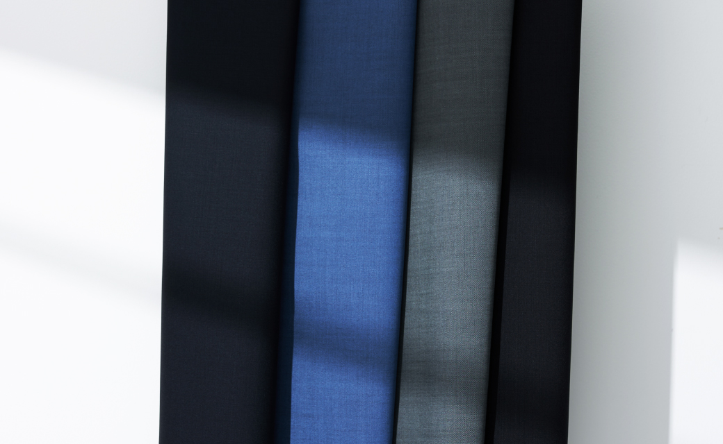 スーツ – Mitsumine Online Shop