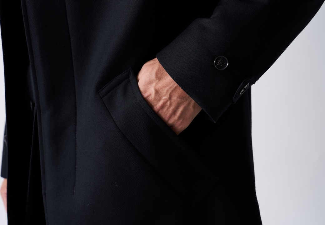 ピークドラペルチェスターコート(1 BLACK): Dessin de mode