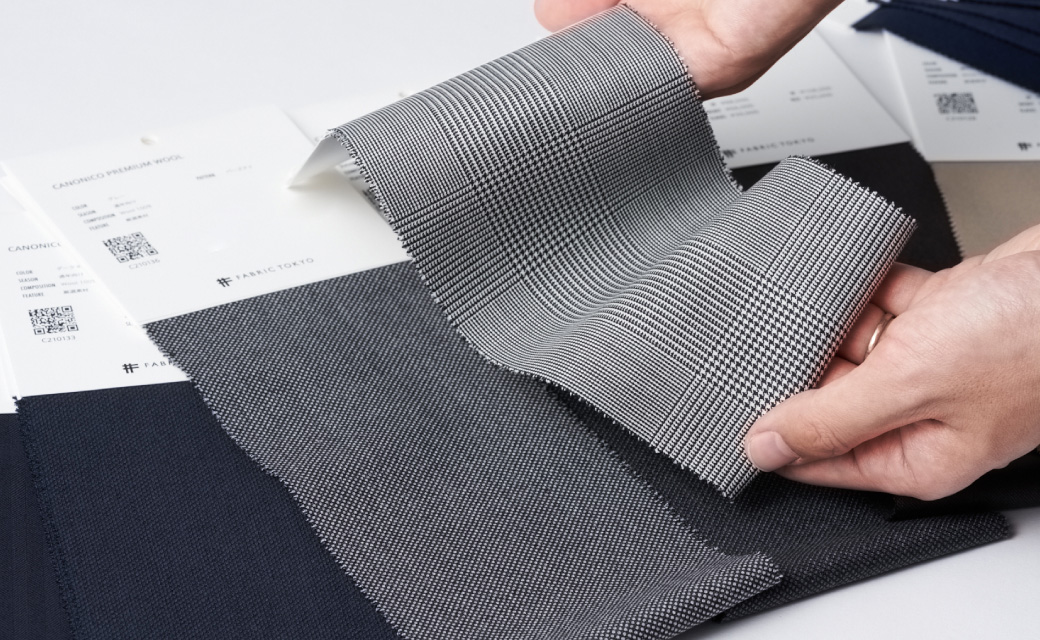 【新品】カノニコ生地 メンズ スーツ A6 薄グレー　ストライプ SUIT SELECT】高級カノニコ生地 グレー ピンストライプ スーツ L