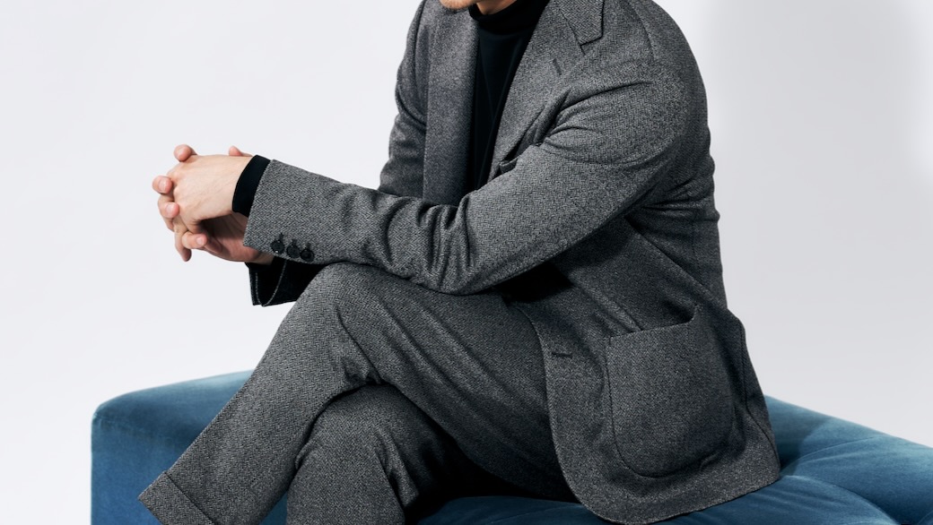 TECH TWEED JERSEY グレーヘリンボーンビジネスカジュアル